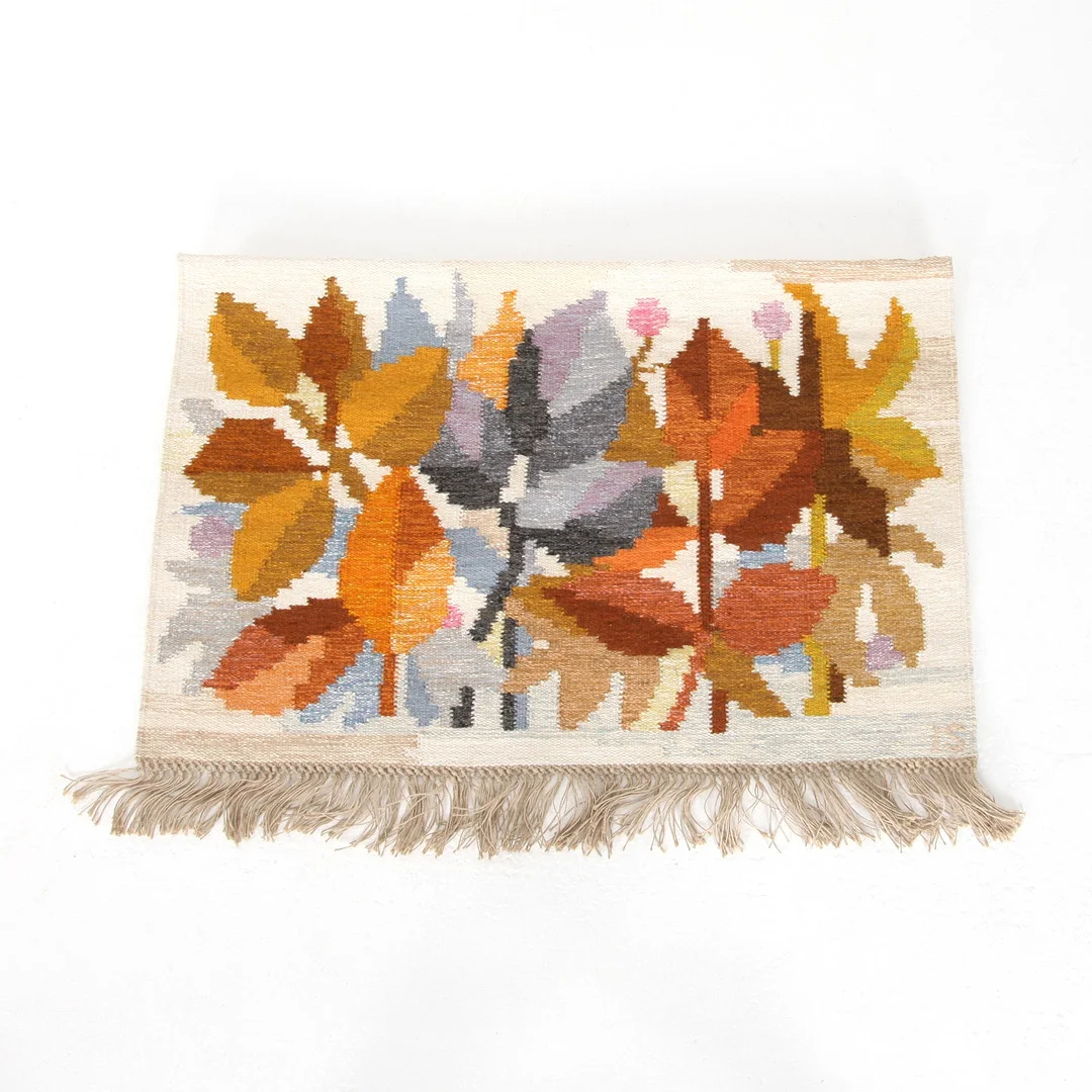INGEGERD SILOW. 1916-2005. Väggbonad, "Löv", röllakan, Axeco, signerad IS. — European Carpets & Textiles — Auktionsverket Engelholm