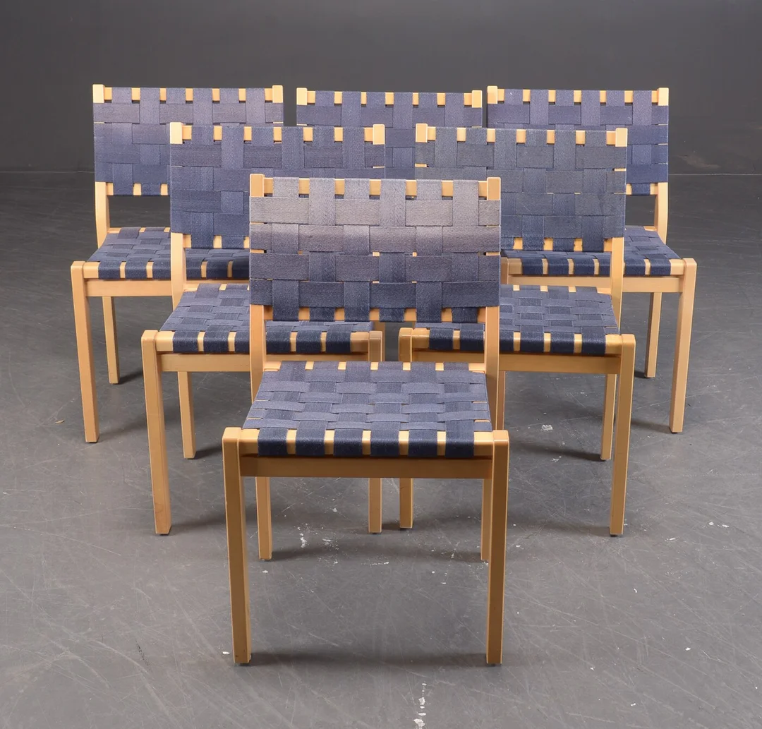 Alvar Aalto. Sæt på seks stole model 611. (6) — Furniture/Chairs — Lauritz