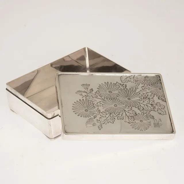 HIROMASA (浩正). Deckeldose / Schatulle, Silber, Japan, Shōwa-Zeit.