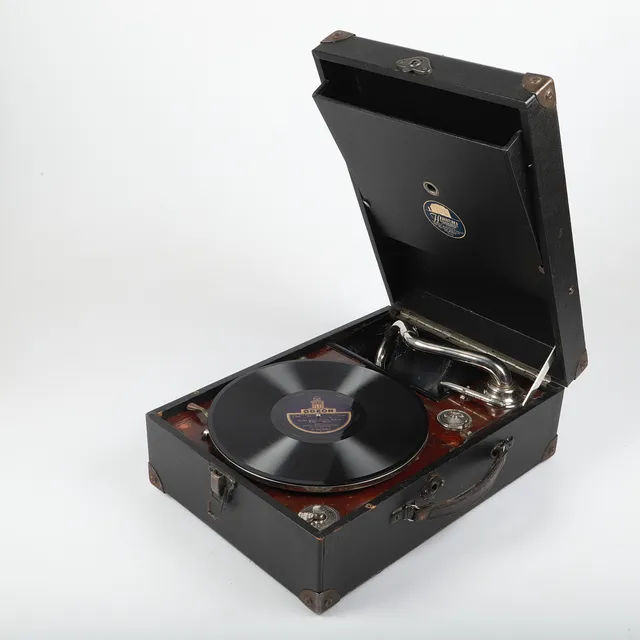 RESEGRAMMOFON SAMT STENKAKOR, Hirschs.