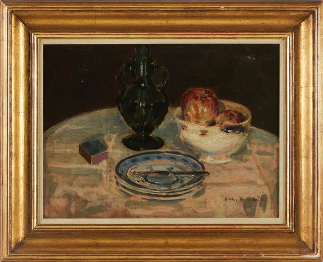 AKKE KUMLIEN. Stilleben med felixgrön flaska, signerad daterad 1918, olja på pannå.