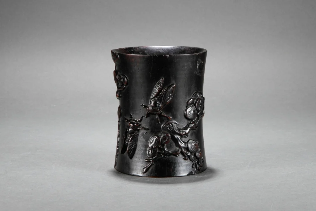 Kinesisk pennebæger af træ. 1900 tallet — Hobby and collectibles/Asian art — Lauritz