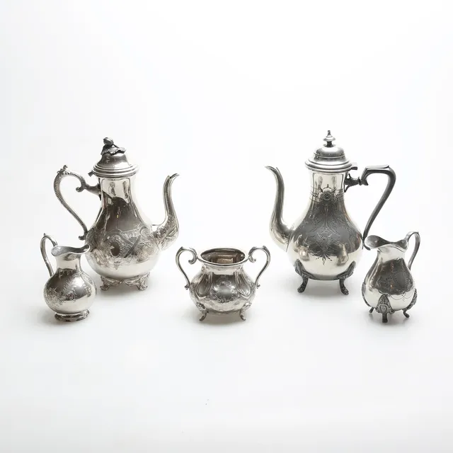 KAFFESERVISDELAR, 5 st, nysilver/metall, 1900-tal.