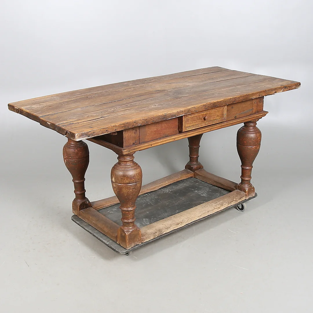 BORD, ek, barock, 16/1700-tal. — Tables — Stadsauktion Sundsvall