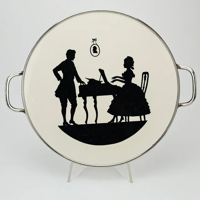 BRICKA, keramik och metall, silhouettedekor, Villeroy & Boch, Dresden, 1900-tal.