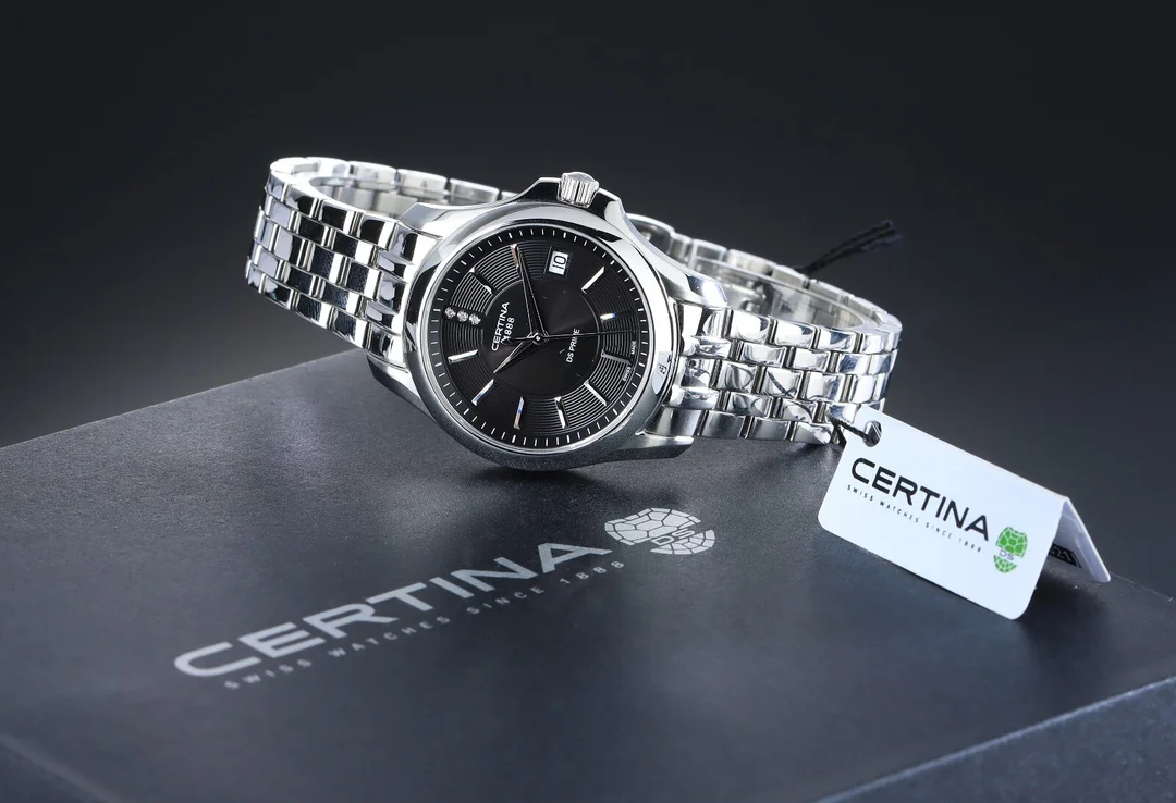 Certina 'DS Prime'. Midsize dameur i stål med diamantbesat skive, 2022 — Watches and clocks/Ladies watches — Lauritz