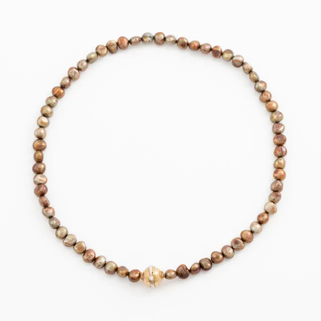 Per Borup lås till collier 18K guld med runda briljantslipade diamanter.