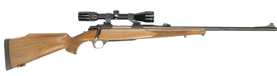 KULGEVÄR, fabrikat Browning, modell A-Bolt, kaliber .30-06, tillv.nr 08401NZ717, se-nr SE0265609. — Rifles — Walter Borg