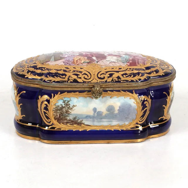SKRIN, Louis XV-stil, porslin, Sèvres-liknande märke, 18/1900-tal.