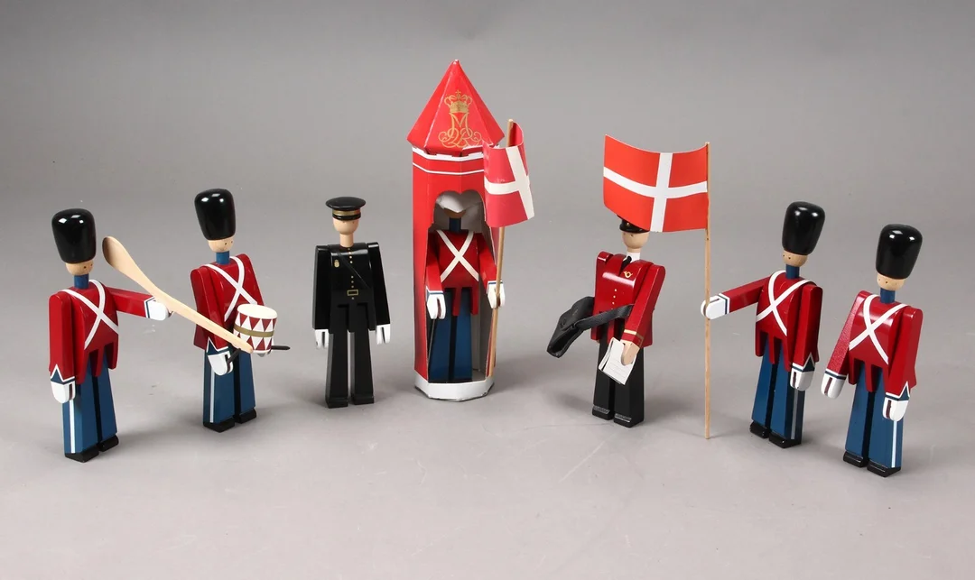 Kay Bojesen. Postbud, politimand og gardere (7) — Hobby and collectibles/Collectibles — Lauritz