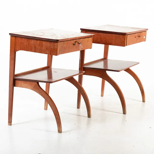 SÄNGBORD, ett par, mahogny, 1940/50-tal.