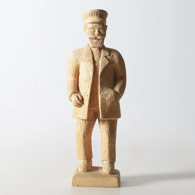 FIGURIN, snidat trä, monogramsignerad EJ & daterad 1961.