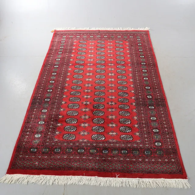 MATTA, Orientalisk, märkt Karachi.