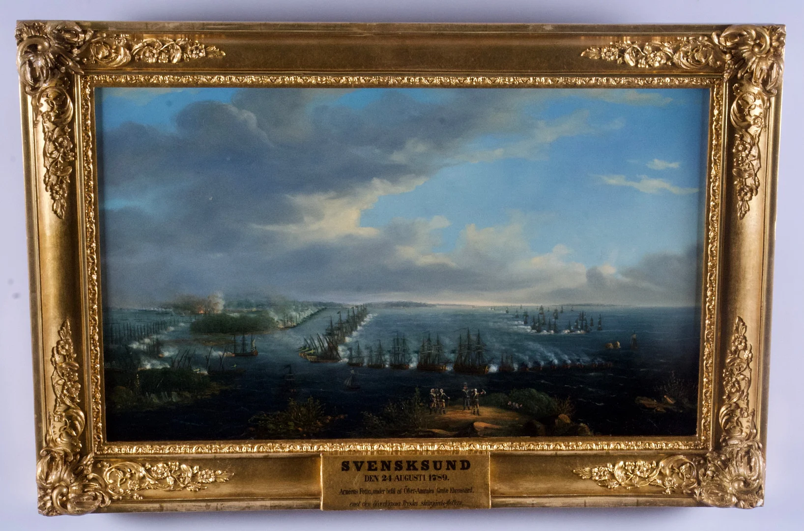 PER WILHELM CEDERGREN. Svensksund, Den 24 Augusti 1789, Arméens Flotta, under befäl af Öfver-Amiralen Grefve Ehrensvärd, emot den öfverlägsna Ryska skärgårds-flottan, signerad PW Cedergren, olja på duk. — Paintings — Halmstads Auktionskammare
