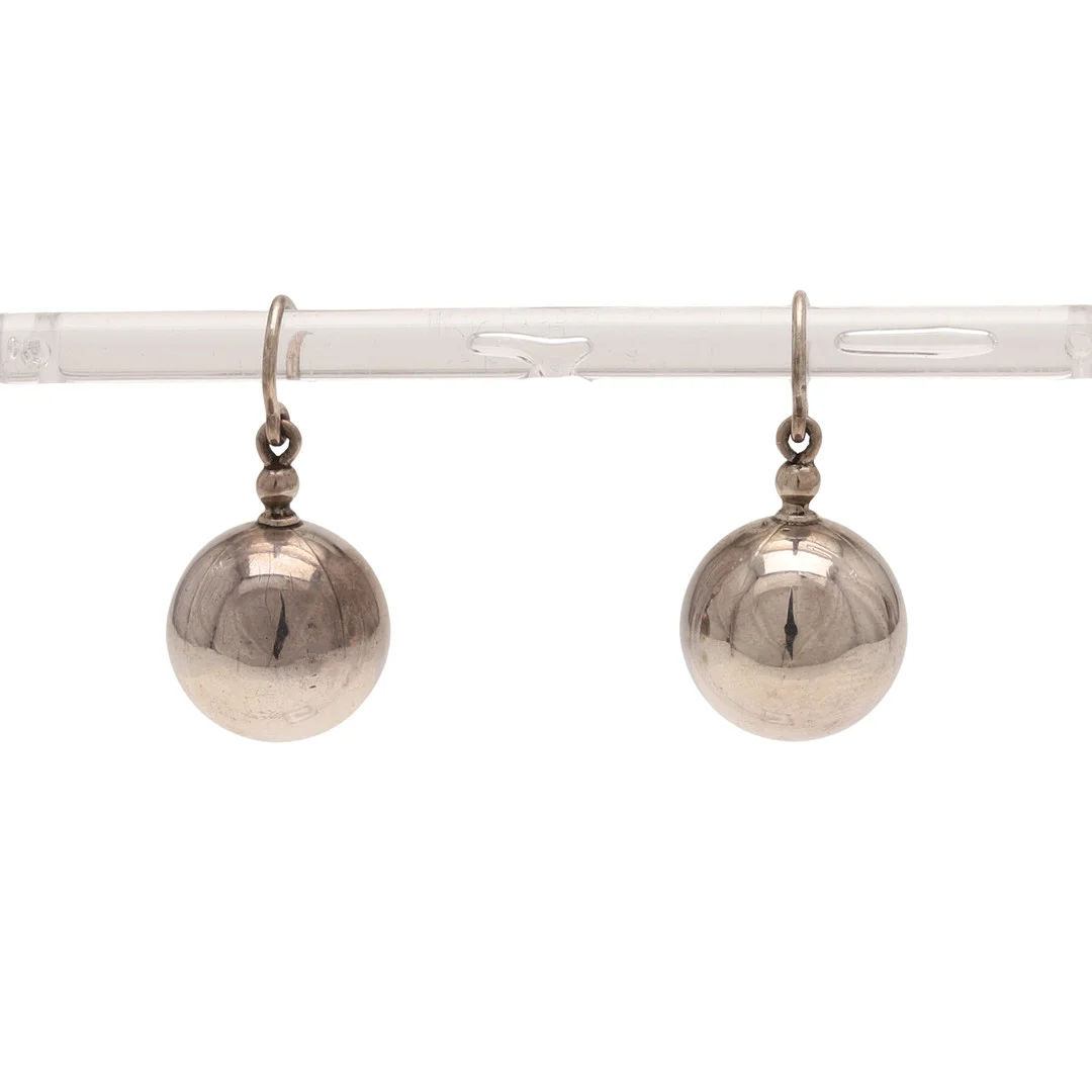 A PAIR OF SILVER BALL DROP EARRINGS. — Earrings — Lawrences Auctioneers