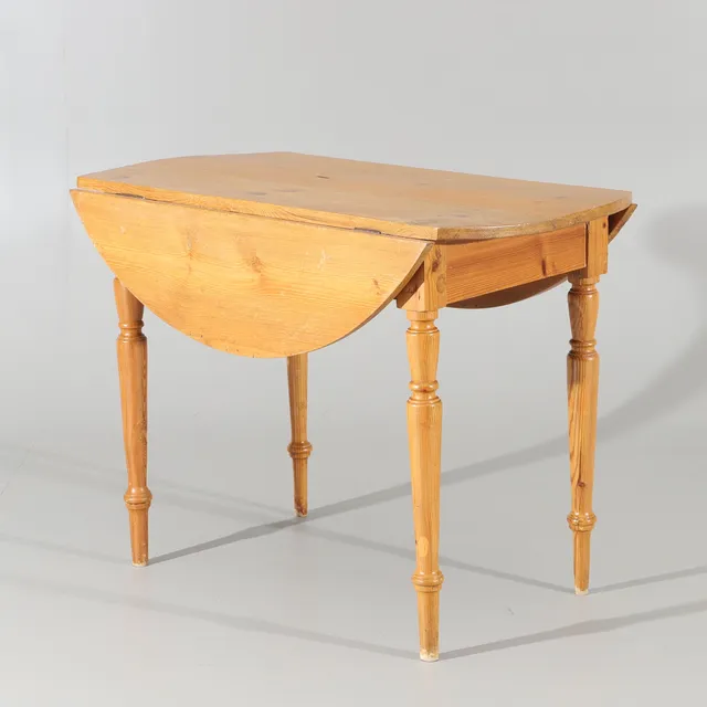 KLAFFBORD, furu, 1900-talets första hälft.