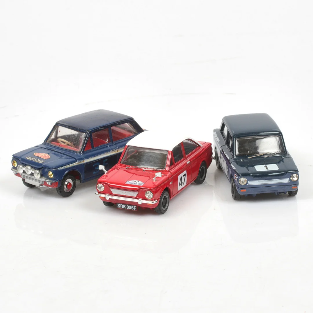 MODELLBILAR, 3 st, metall/resin, Hillman IMP, olika tillverkare, skala 1:43. — Toys — Stadsauktion Sundsvall