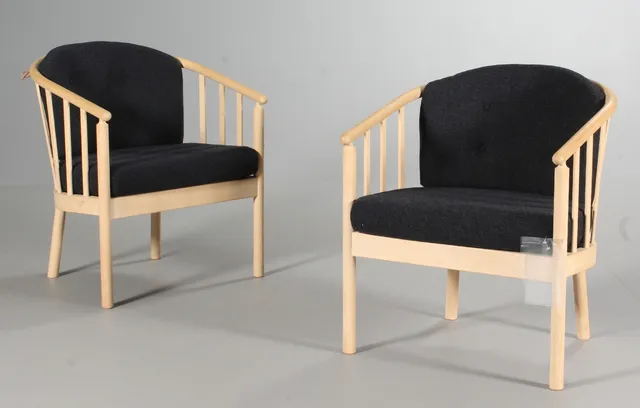 Finn Østergaard for Stouby. A pair of lounge chairs in soap-treated beech, model Bella (2)