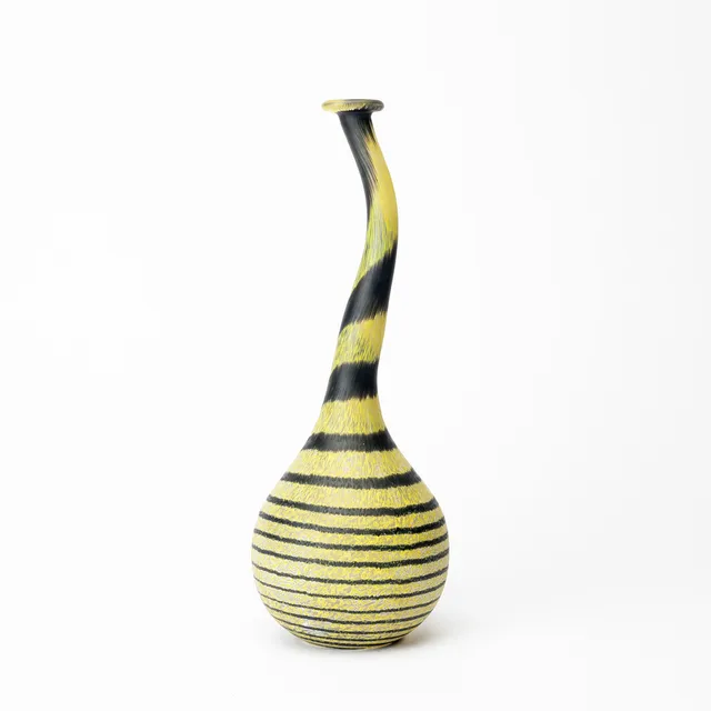 ULRICA HYDMAN-VALLIEN. Vas, glas, nr 49877, signerad, Artist Collection, Kosta Boda.