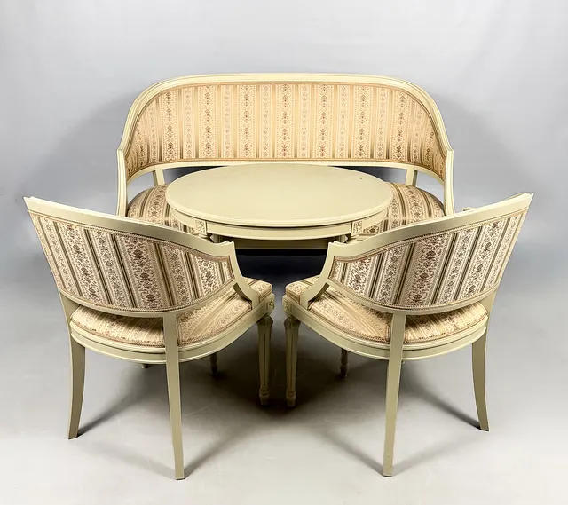 SALONGSMÖBLEMANG, 4 delar, gustaviansk stil, 1900-talets första hälft.