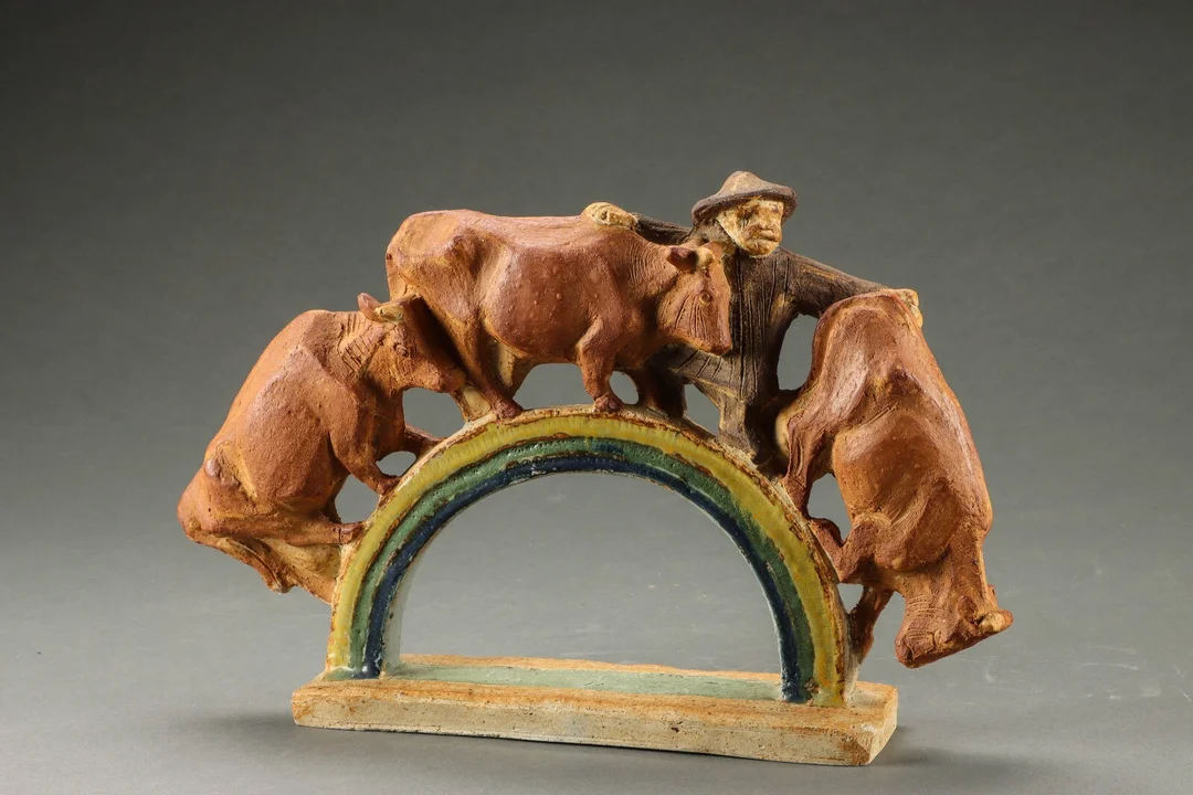 Karl Otto Johansen. Hyrde med køer — Glass, porcelain and ceramics/Figures — Lauritz