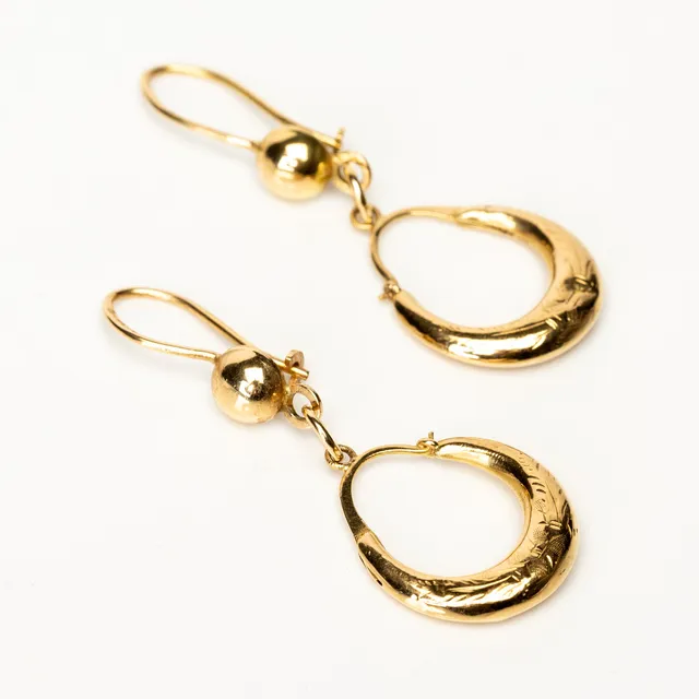 ÖRHÄNGEN 1 par, 18K guld, omarbetade, 1900-tal.