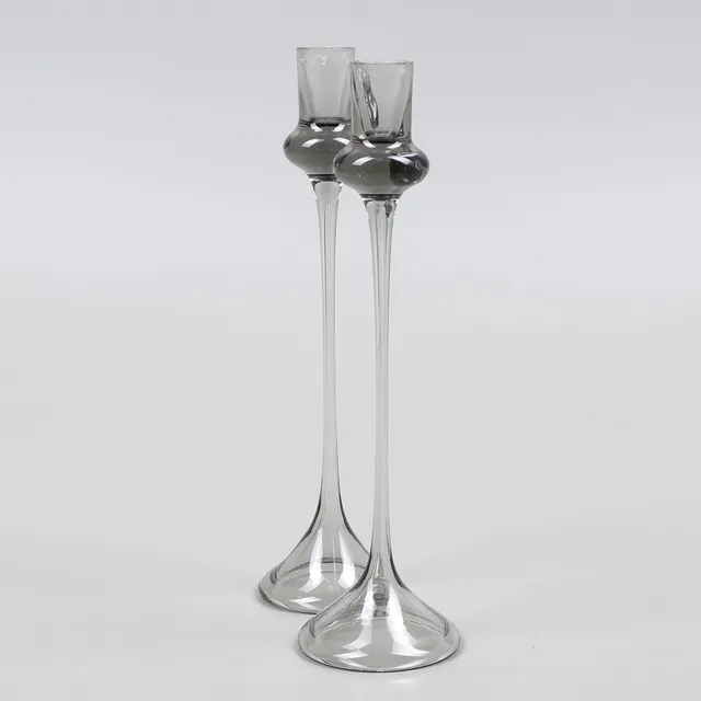ELSA SÖDERBERG. Ljusstakar, ett par, glas, Hovmantorps glasbruk.