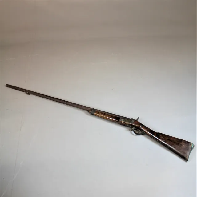SLAGLÅSGEVÄR 1800-tal.