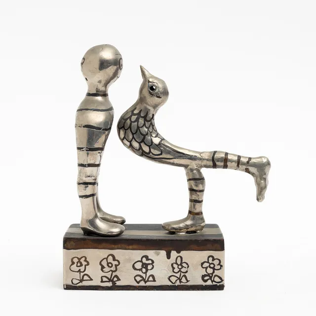 WALTER BENGTSSON. Skulptur, förnicklad koppar, "Obstinat fågel", signerad WB, numrerad 17/20.