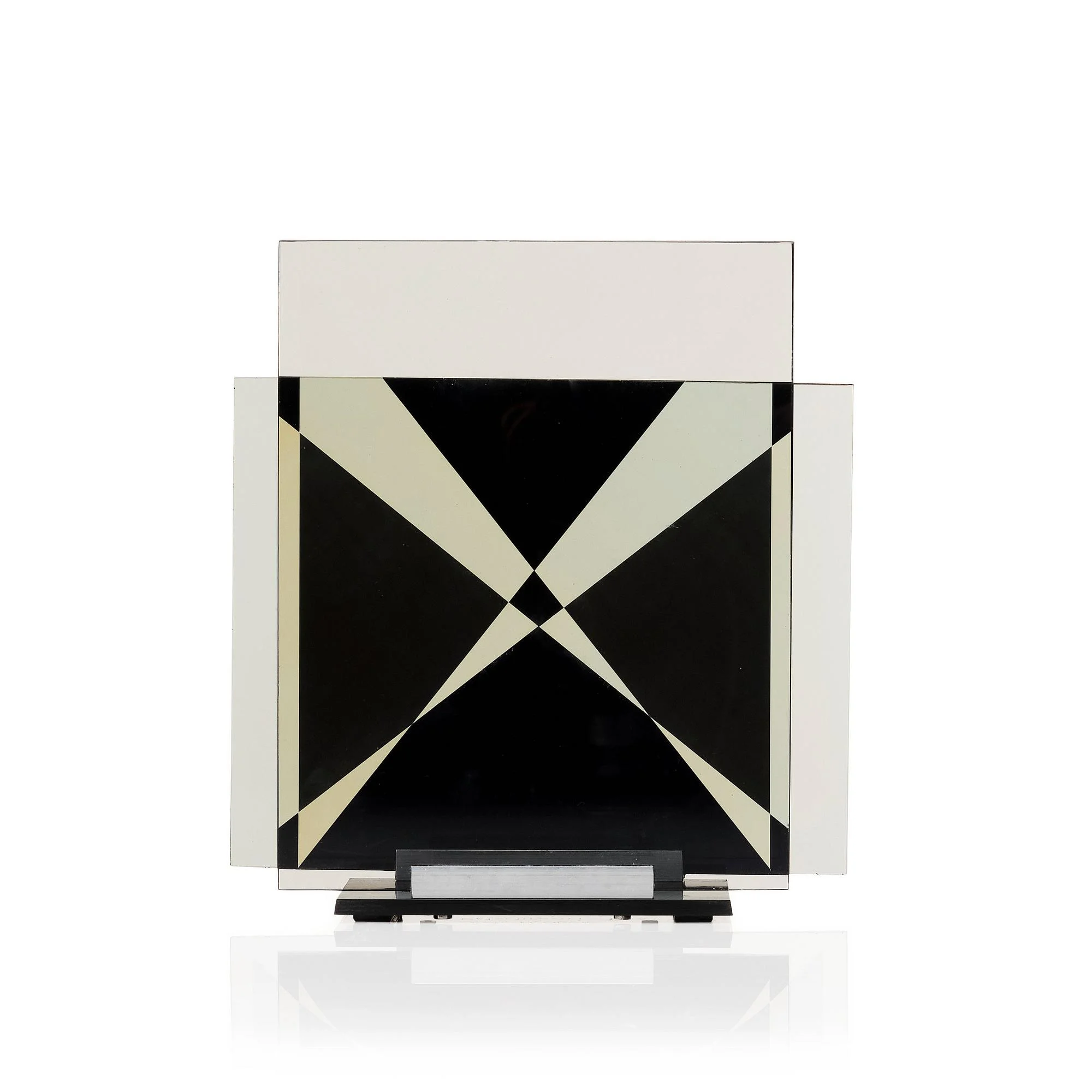 Eric H Olson, "Optochromi-TL8". — Bukowskis