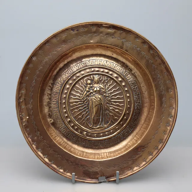 Charity tray from Dinand or Nuremberg, 16th Century.