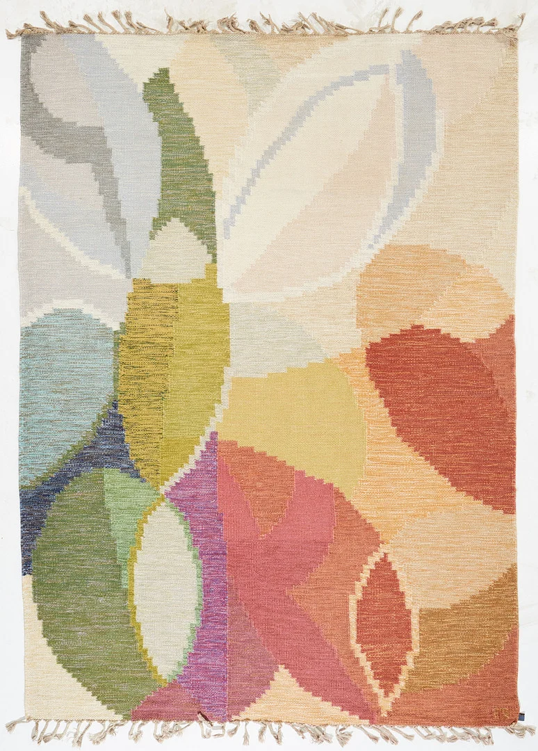 INGEGERD SILOW. "Bladmosaik", matta, kelim, Axeco, signerad. — Carpets — Stockholms Auktionsverk Magasin 5
