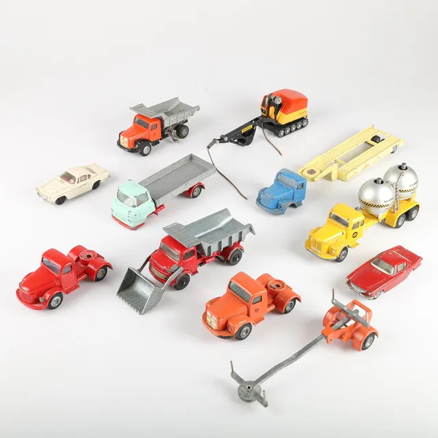 LEKSAKSBILAR,11 stycken, mestadels Tekno, Danmark.