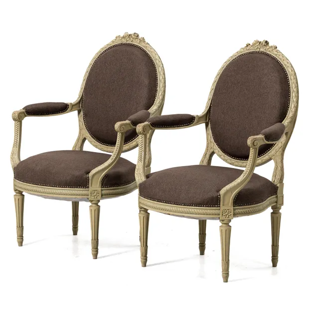 Karmstolar, ett par, Louis XVI- stil, 1900-talets början.