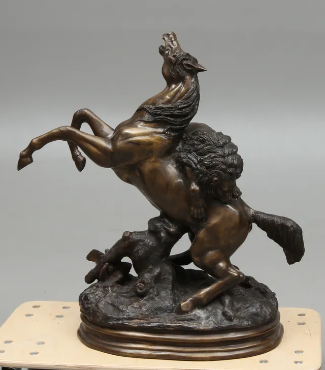 SKULPTUR, Lejon och häst,brons, kopia efter Antoine-Louis Barye, 19/2000-tal.