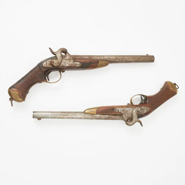 SLAGLÅSPISTOLER, 2 st svenska, m/1850, studsare och flankör, Huskvarna faktori 1851, nr 594 / 92 resp. 379 / 90.