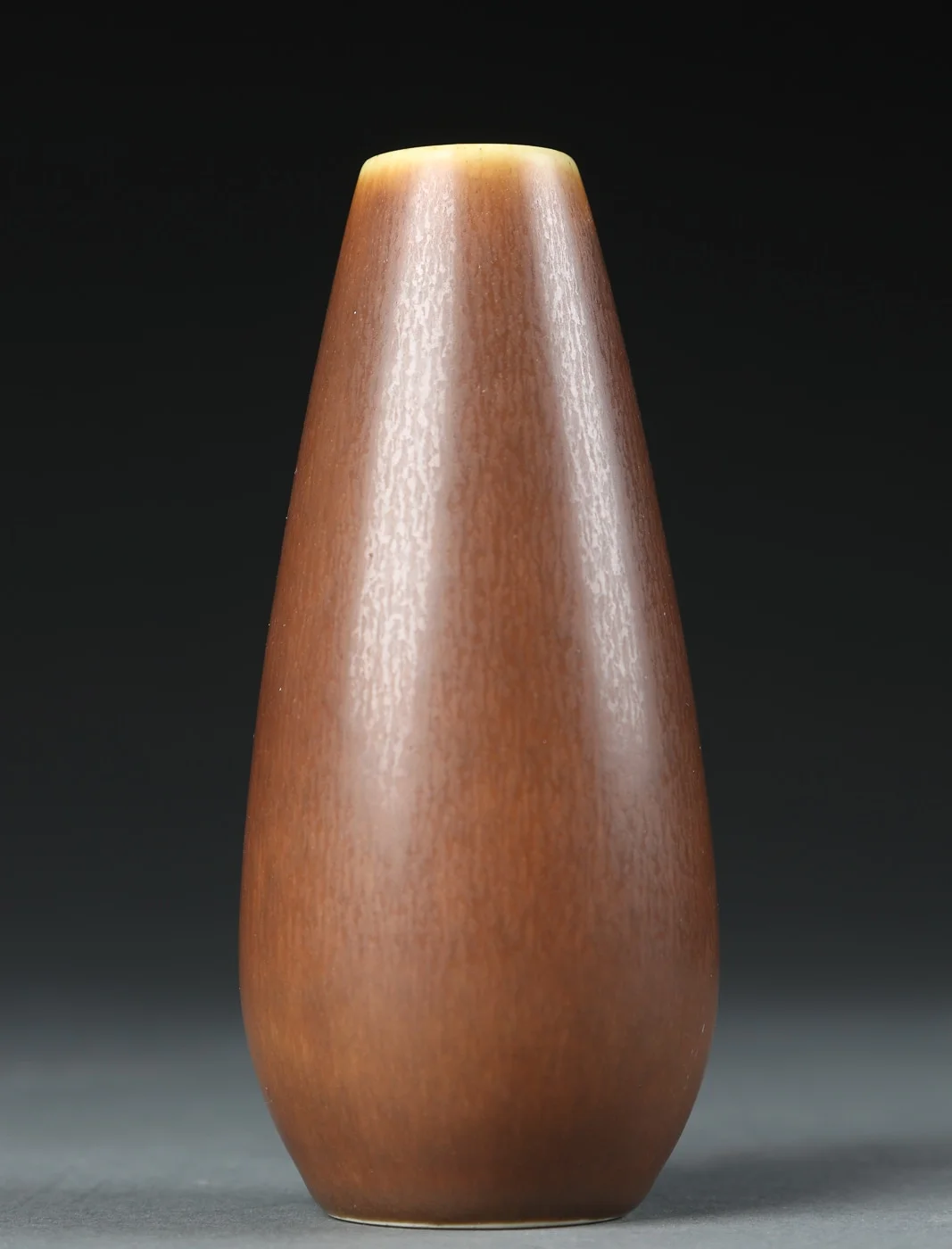 Per Linnemann-Schmidt for Palshus. Vase 1126/1 — Glass, porcelain and ceramics/Vases, bowls, dishes — Lauritz