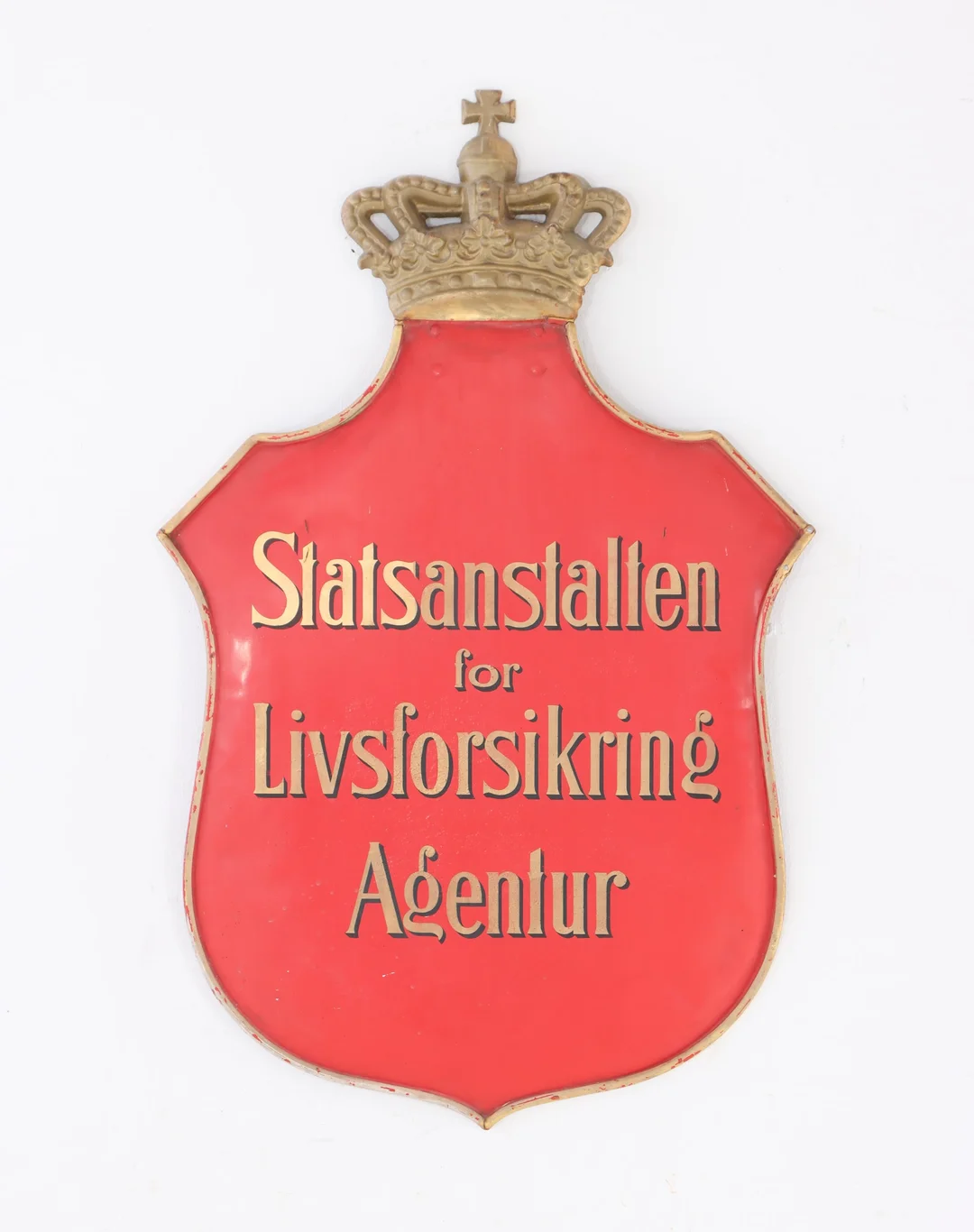 Hand-painted metal shield/sign, 'Agency for the State Insurance Agency' — Hobby and collectibles/Collectibles — Lauritz