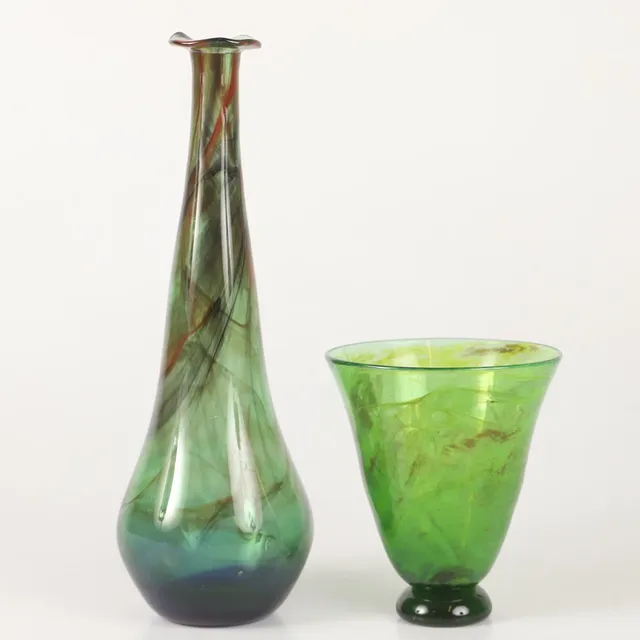 CLAES WITTING. Vaser, 2 stycken, glas, Loke Studioglas, Helsingborg, signerade.