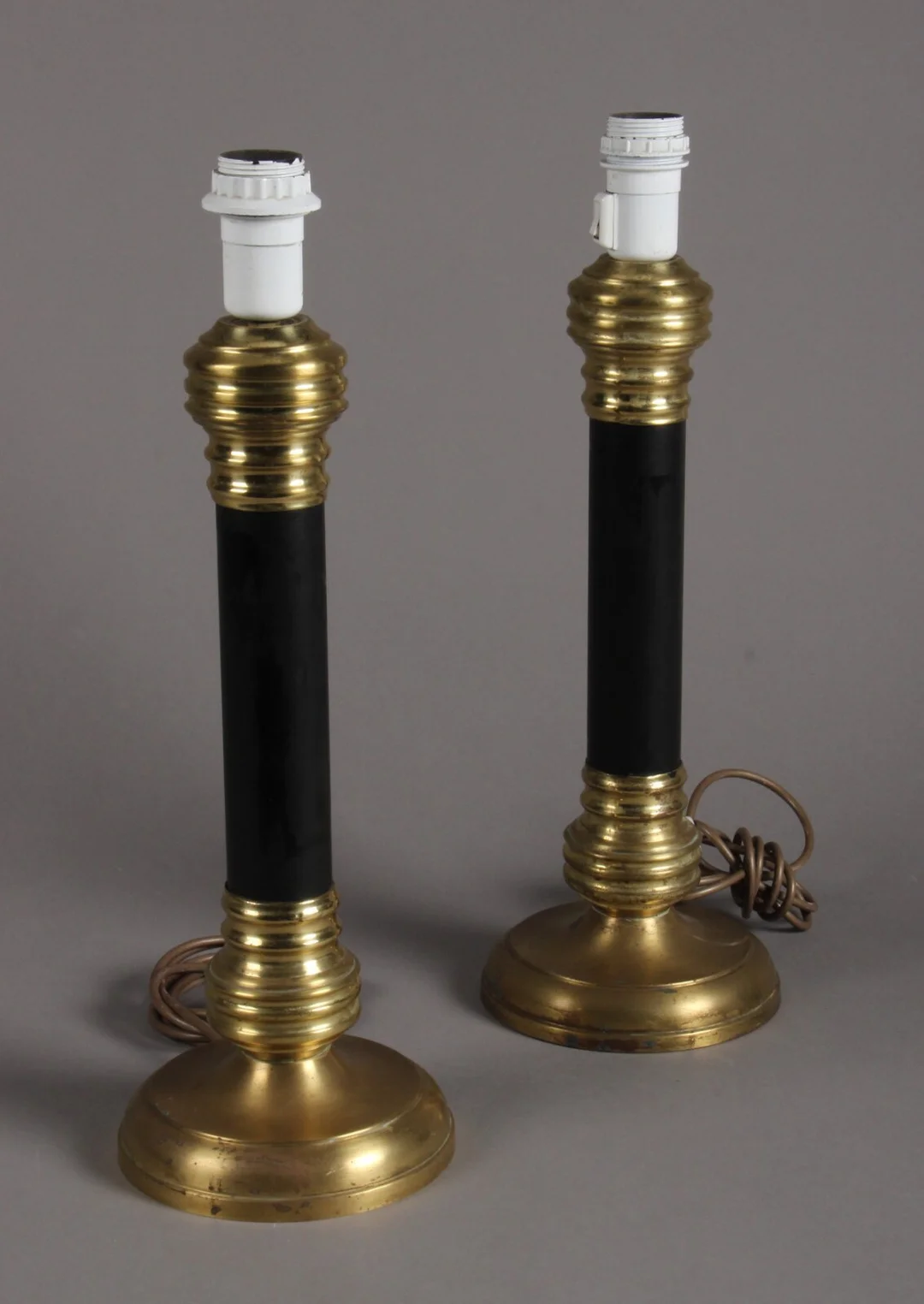 Par Svend Aage Holm Sørensen bordlamper (2) — Lamps and lighting/Table lamps — Lauritz