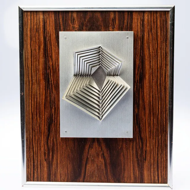 ARNE JONES. skulptur, aluminium, "Blossom".