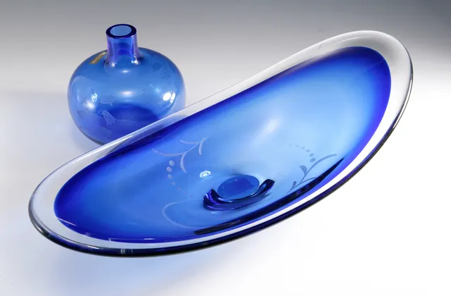Vase og skål — Vase og skål