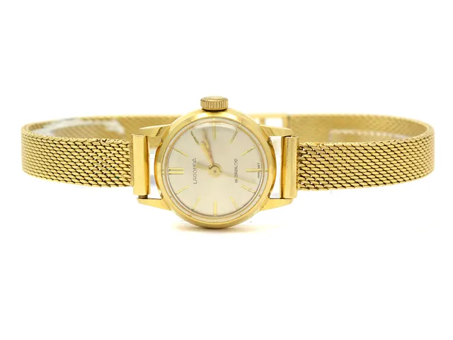 Lagonda Damur 18K manuell med armband 18K brv27,7g
