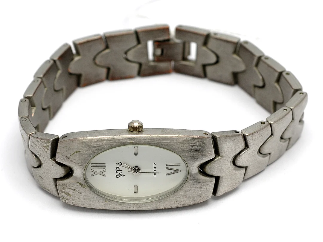 Damur, J.P.C quartz, smårepor, ej funktionsgaranti — Klockor/Övriga klockor — Kaplans