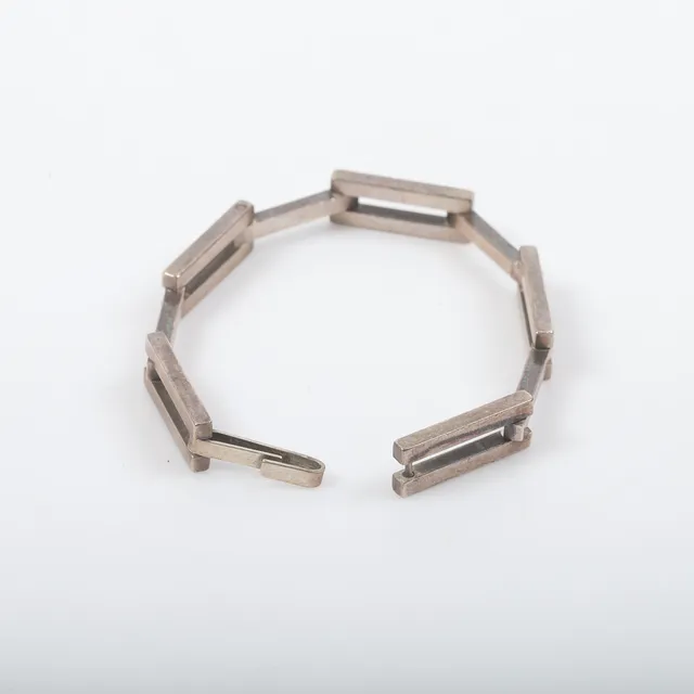 ELON ARENHILL. Armband, sterlingsilver, Malmö, 1965.