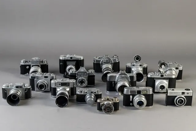 Samling vintage fotografiapparater / kameraer (15)