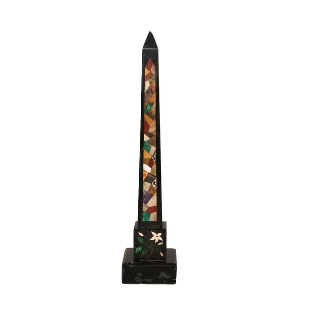 A 19TH CENTURY PIETRA DURA DESK OBELISK.