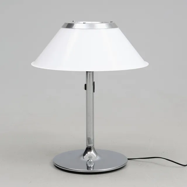 PER SUNDSTEDT. Bordslampa "Mars", metall, Ateljé Lyktan, Åhus.