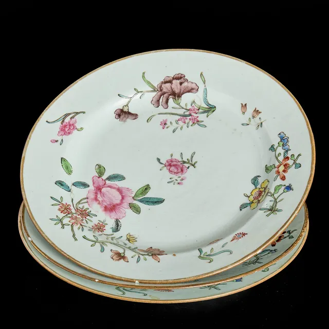 TALLRIKAR, 3 st, Kina, 17/1800-tal, famille rose.
