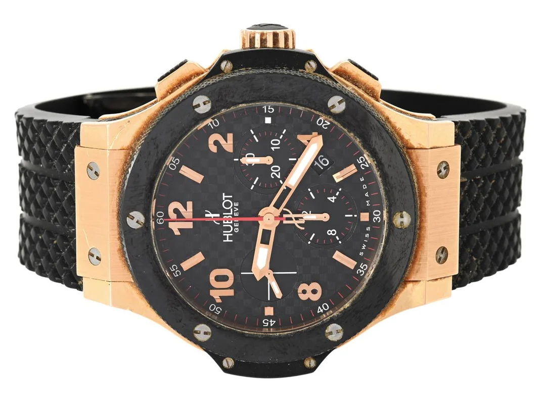 HUBLOT, Geneve, Big Bang, Cal HUB 4100 (ETA 7750), Serie nr. 1029261, Ref nr. 301.PB.131.RX, kronograf, herrur, 44 mm, 18K rosa guld/keramik, automatisk, safirglas, datum, integrerat gummiband, viklås (svart PVD/18K rosa guld), cert, juni 2018. — Klockor/Hublot — Kaplans
